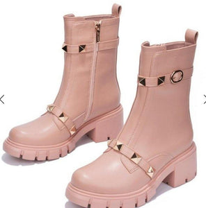 "Yuri" short stud adorned boots